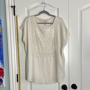 Chico's Cream Lace-Front Short Sleeve Blouse